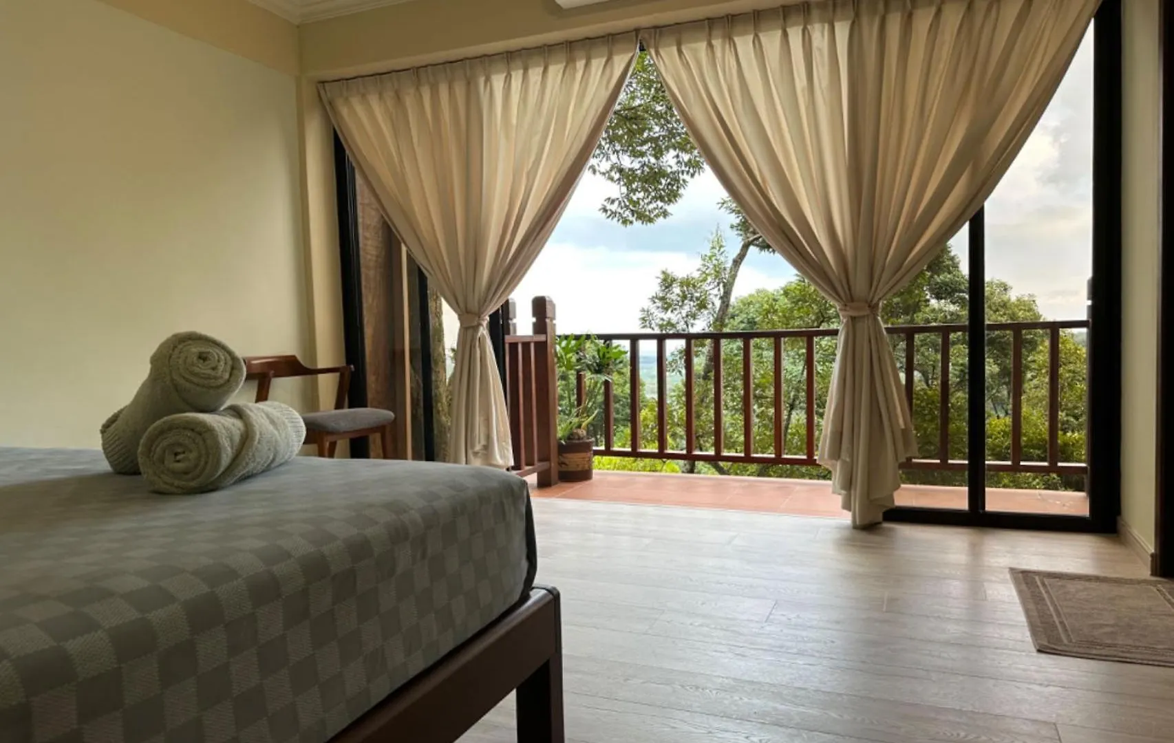 Bao Sheng Durian Farm Hotel Balik Pulau Farm stay